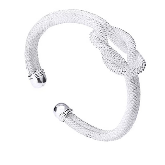 ❤️gorgeous twisted statement silver open bracelet - Picture 3 of 4